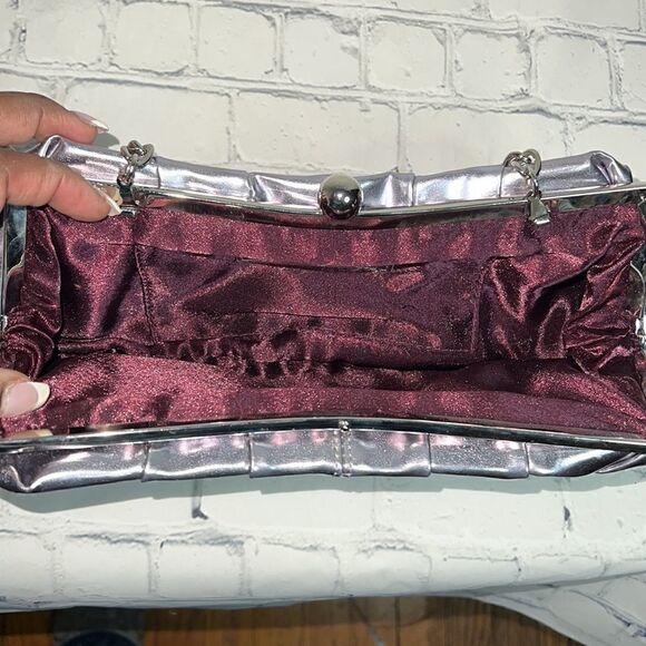 Express Design Studio Wristlet   - Picture 4 of 8